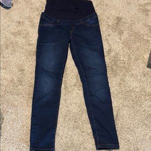 Maternity skinny jeans